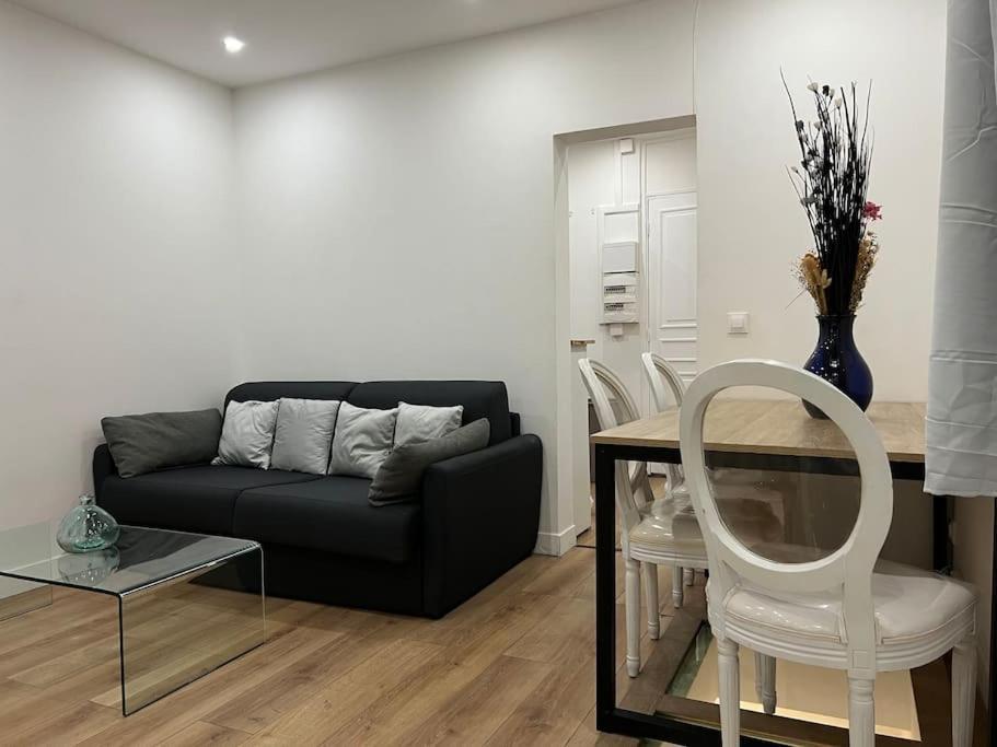 3 Pieces Au Calme Avec 1 Acces Independant Apartamento Paris Exterior foto